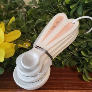 Target bunny ear measuring spoons
